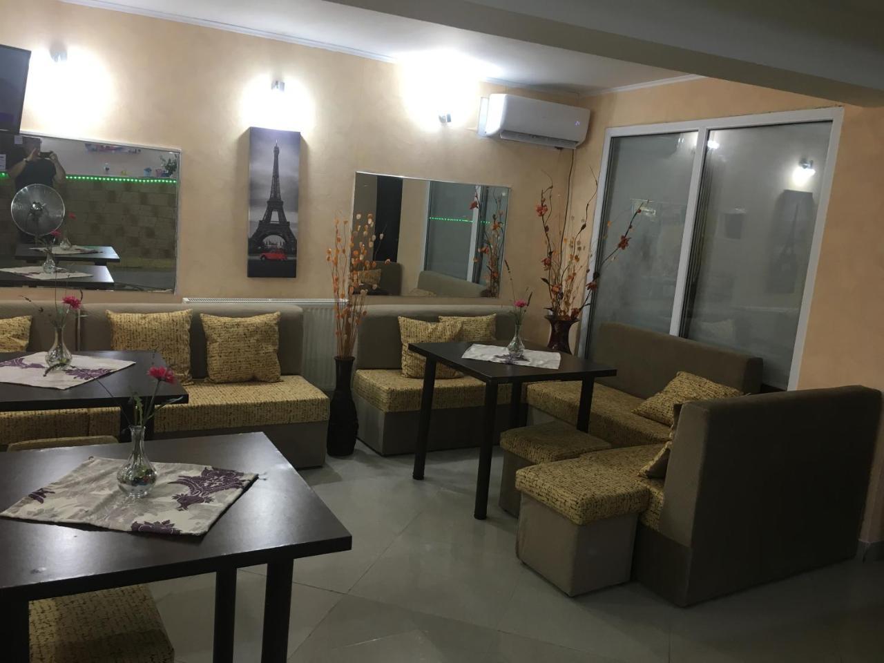 Dream Accommodation 布加勒斯特 外观 照片